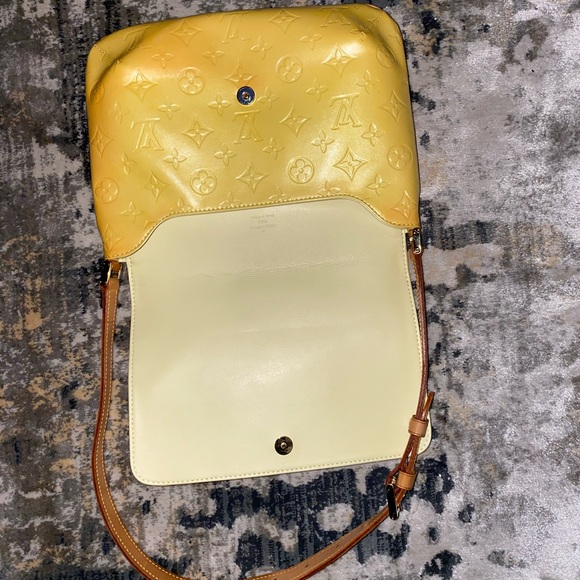 💋SOLD💋LV  Thompson Street(MI0969 - Picture 2 of 10